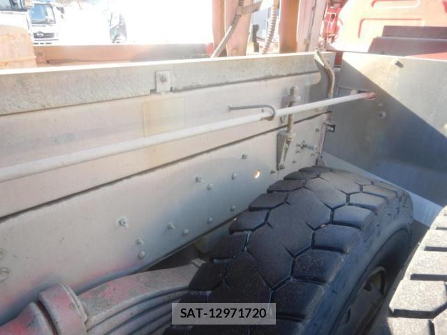 Isuzu GIGA 2012-07 4042884-26