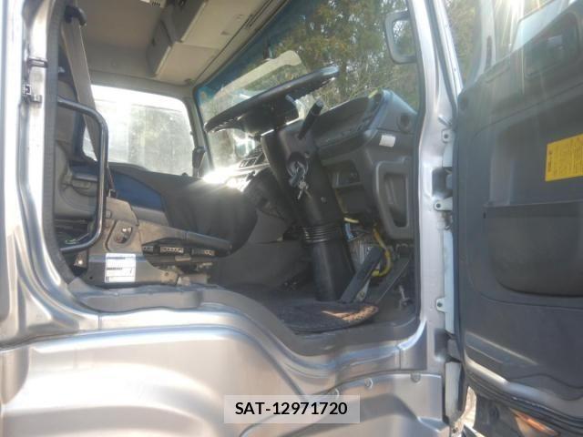 Isuzu GIGA 2012-07 4042884-8