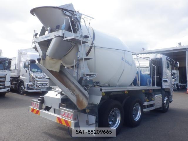 Isuzu GIGA 2019-11 4042868-3