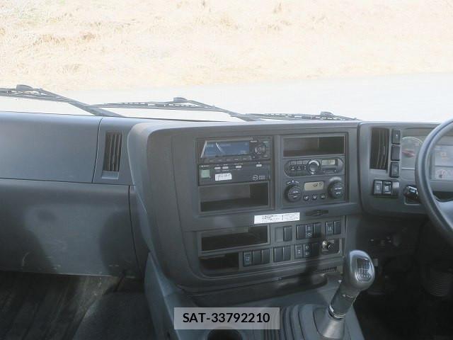 Isuzu GIGA 2018-07 4042869-13
