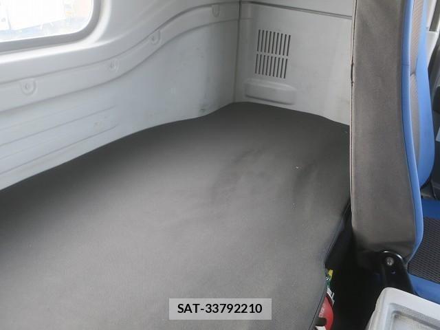 Isuzu GIGA 2018-07 4042869-22
