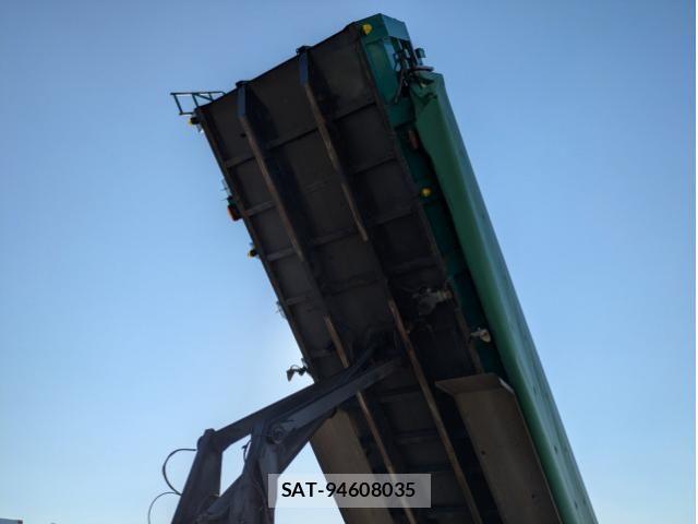 Isuzu GIGA 2015-07 4109699-16