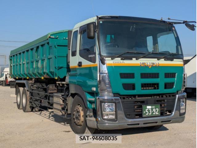 Isuzu GIGA 2015-07 4109699-2