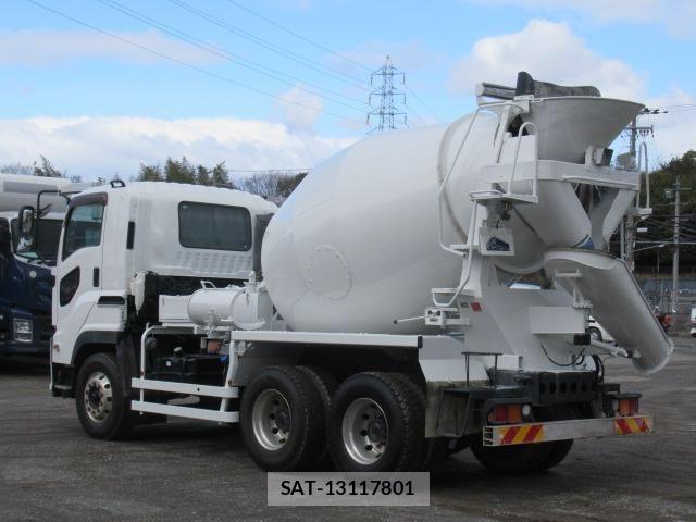 Isuzu GIGA 2016-12 4175586-2