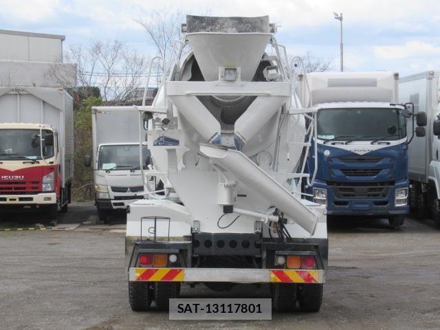 Isuzu GIGA 2016-12 4175586-4