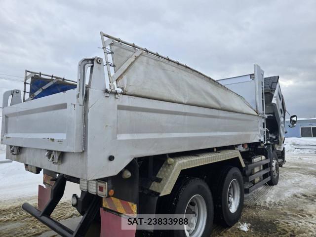 Isuzu GIGA 2014-03 4241037-10