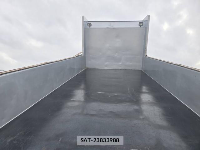 Isuzu GIGA 2014-03 4241037-12