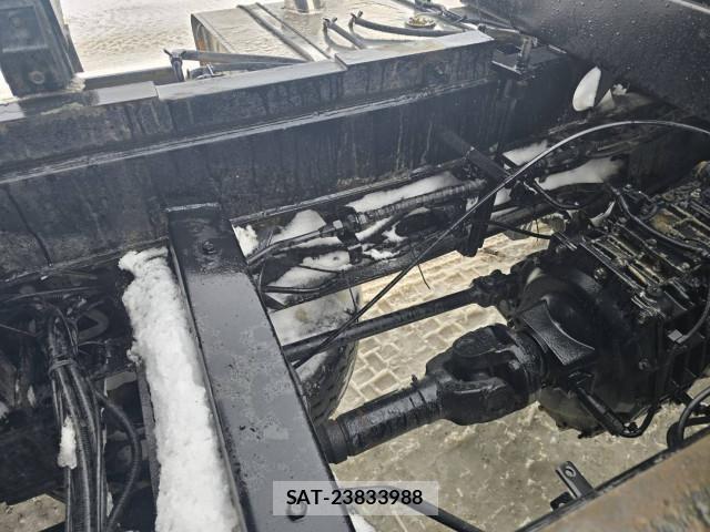 Isuzu GIGA 2014-03 4241037-18