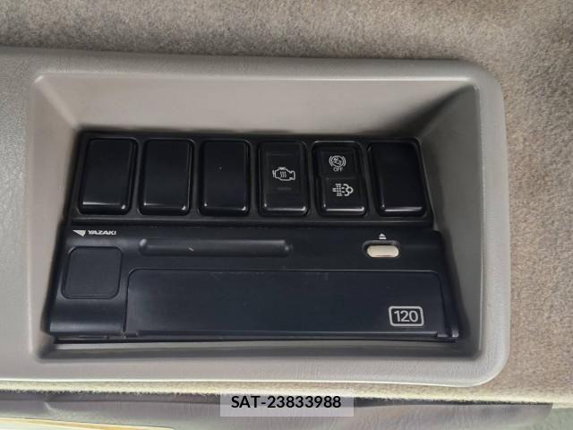 Isuzu GIGA 2014-03 4241037-25