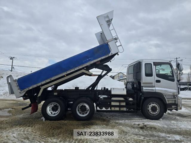Isuzu GIGA 2014-03 4241037-3