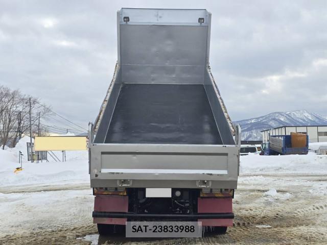 Isuzu GIGA 2014-03 4241037-6