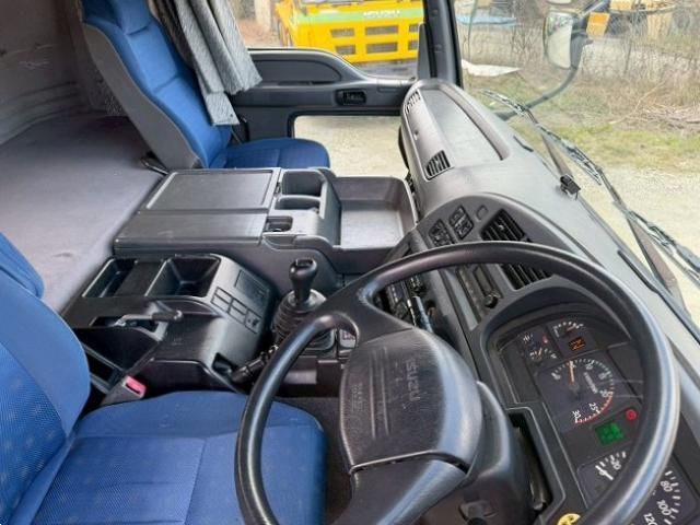 Isuzu GIGA 2014-06 4384545-17