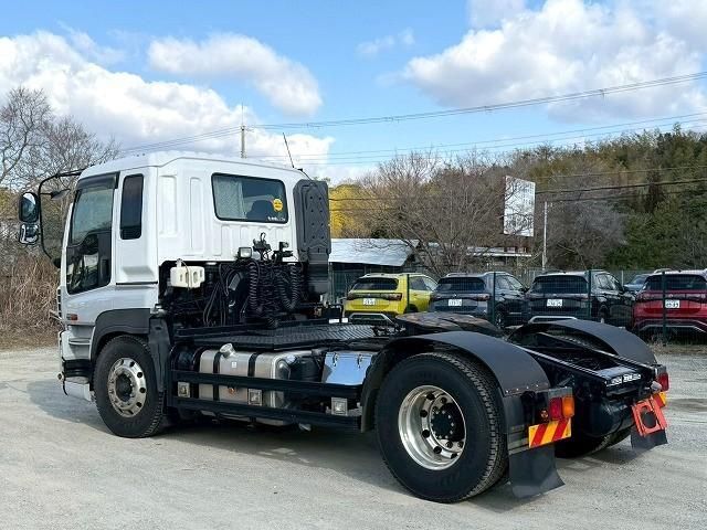 Isuzu GIGA 2014-06 4384545-3