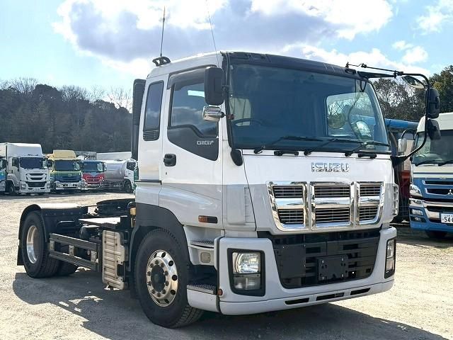 Isuzu GIGA 2014-06 4384545-5