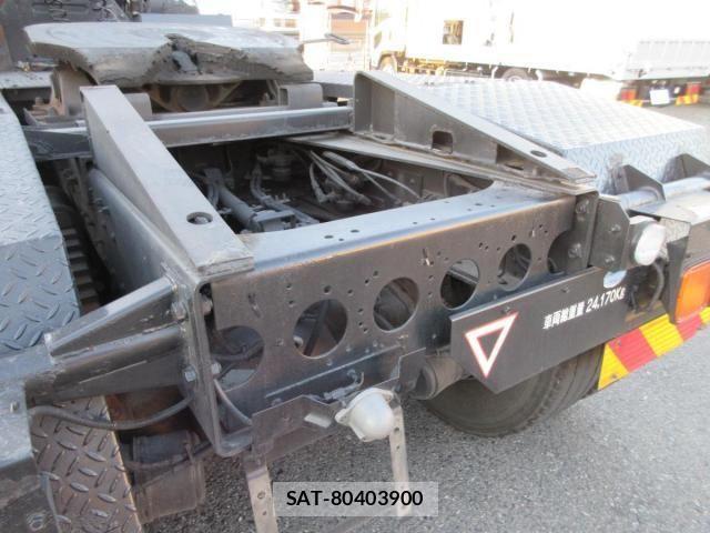 Isuzu GIGA 2015-05 4592929-20