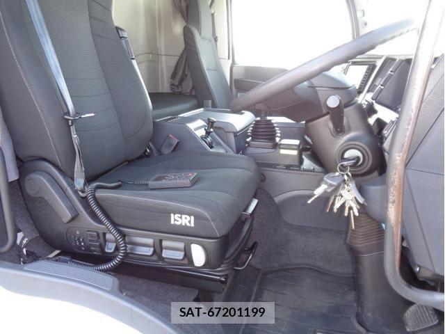 Isuzu GIGA 2022-05 4592909-27
