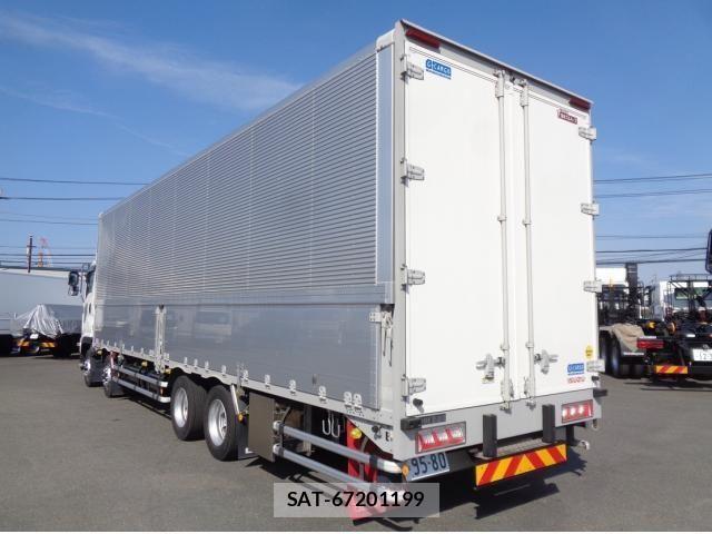 Isuzu GIGA 2022-05 4592909-3