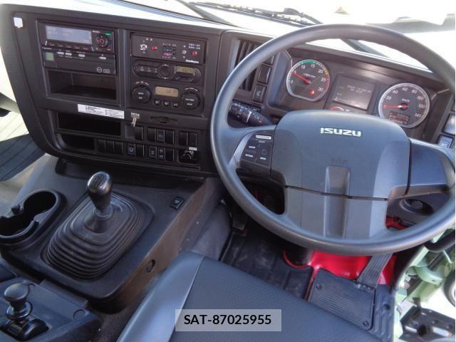 Isuzu GIGA 2019-07 4943791-14