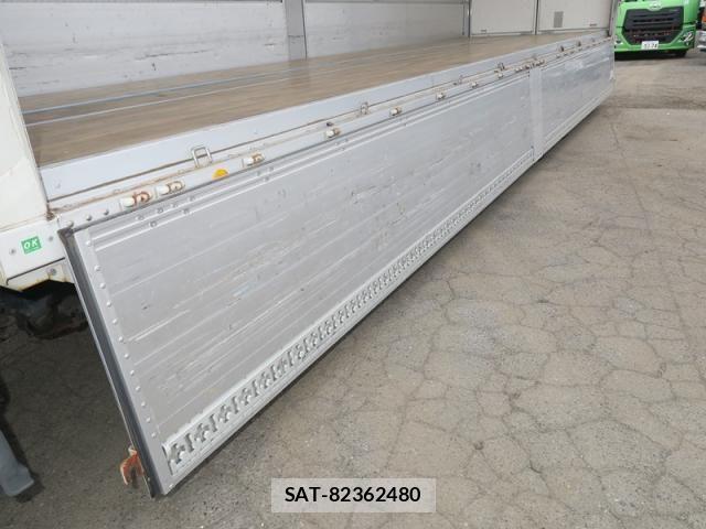 Isuzu GIGA 2016-09 4943814-11