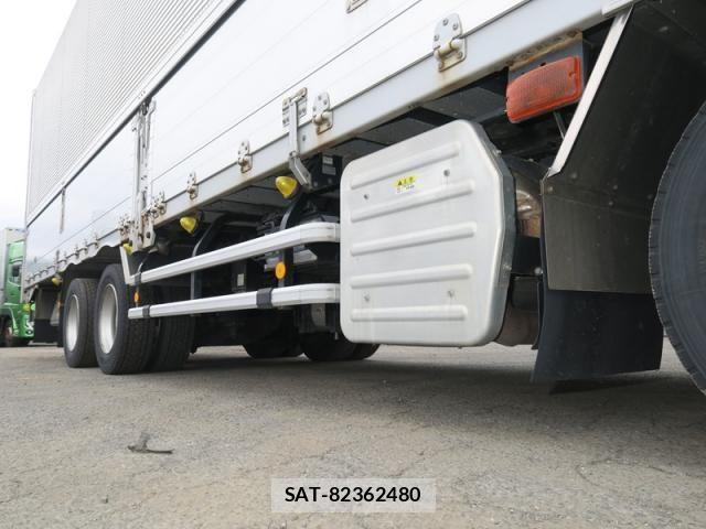 Isuzu GIGA 2016-09 4943814-15