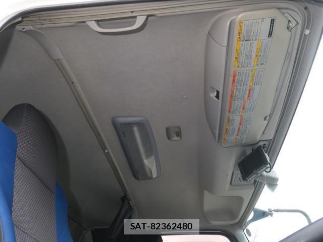 Isuzu GIGA 2016-09 4943814-21