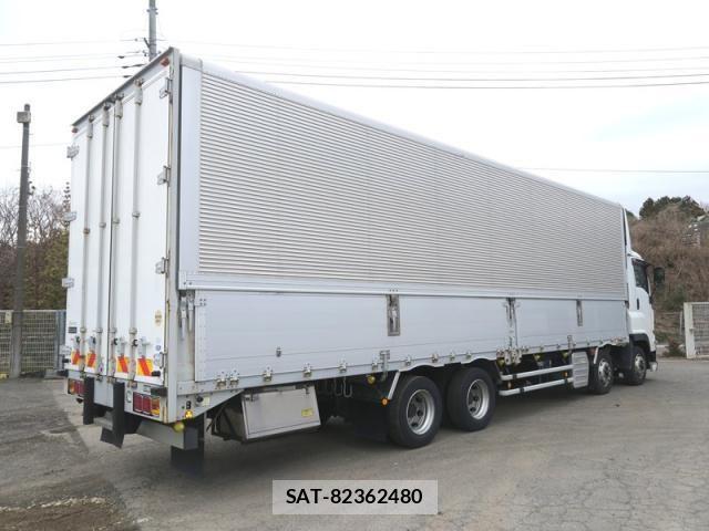 Isuzu GIGA 2016-09 4943814-3