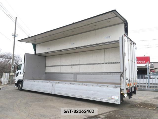 Isuzu GIGA 2016-09 4943814-7