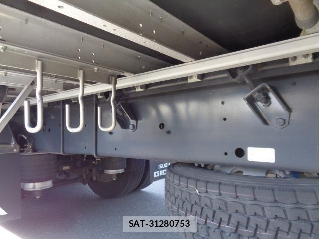 Isuzu GIGA 2023-02 5868336-17