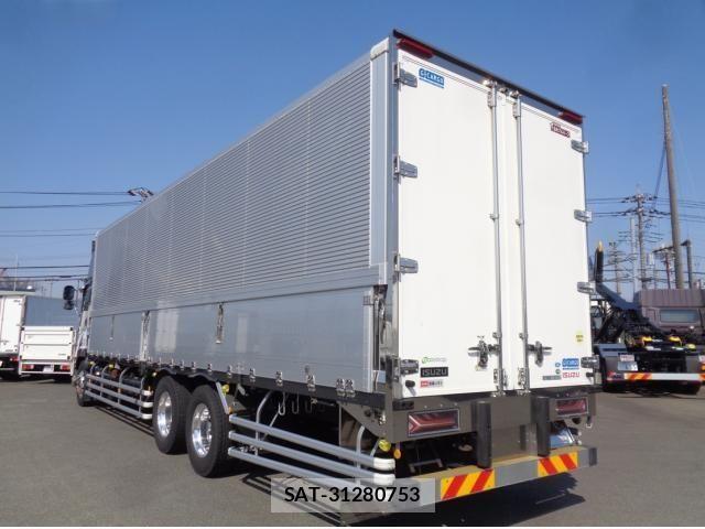 Isuzu GIGA 2023-02 5868336-3