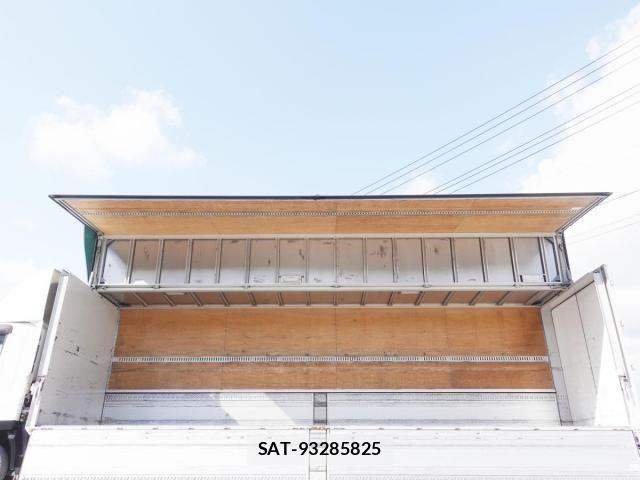 Isuzu GIGA 2017-10 5868382-14