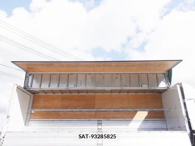 Isuzu GIGA 2017-10 5868382-15