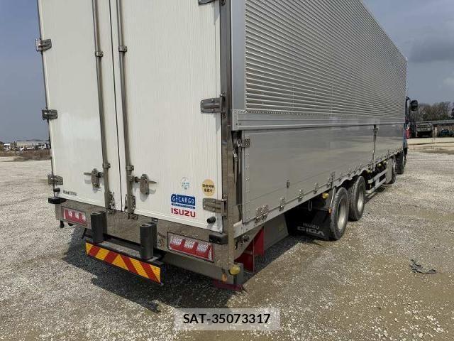 Isuzu GIGA 2019-08 5868355-14
