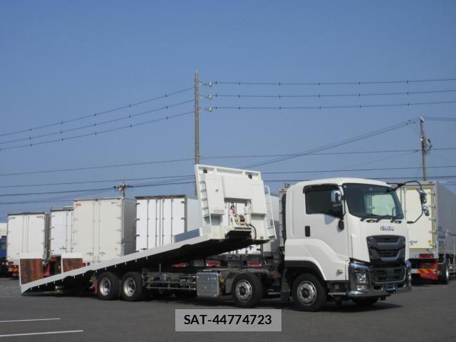 Isuzu GIGA 2019-07 5868319-0