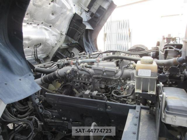 Isuzu GIGA 2019-07 5868319-21