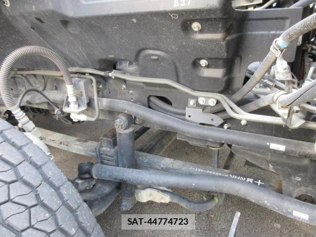 Isuzu GIGA 2019-07 5868319-25