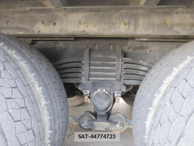 Isuzu GIGA 2019-07 5868319-29