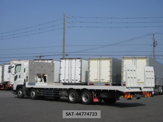 Isuzu GIGA 2019-07 5868319-7