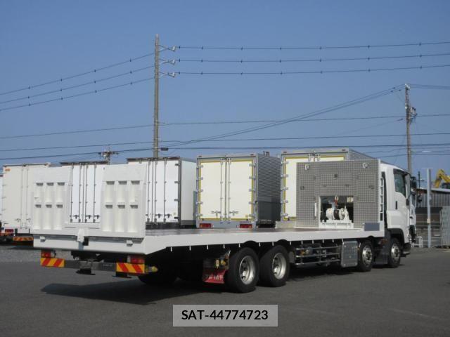 Isuzu GIGA 2019-07 5868319-8