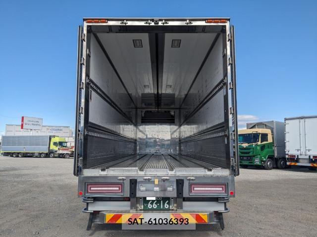 Isuzu GIGA 2020-08 5868322-9