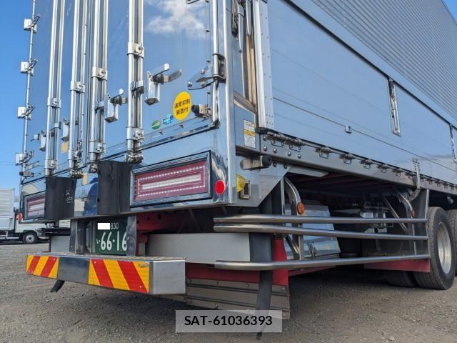 Isuzu GIGA 2020-08 5868322-5