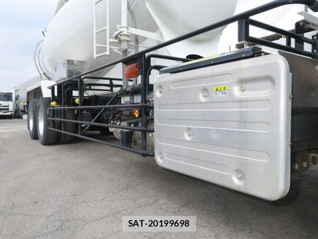 Isuzu GIGA 2019-10 6006986-13