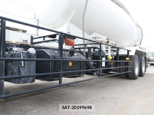 Isuzu GIGA 2019-10 6006986-14