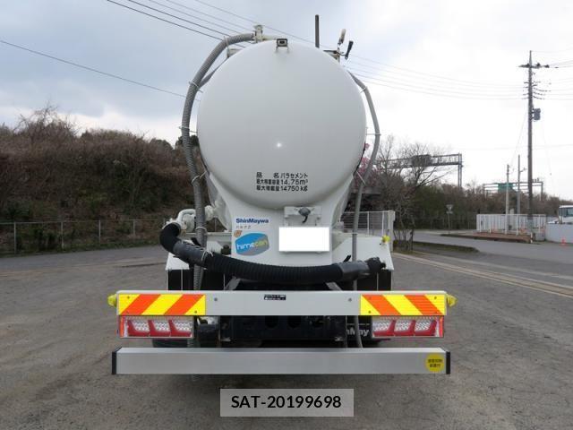 Isuzu GIGA 2019-10 6006986-4
