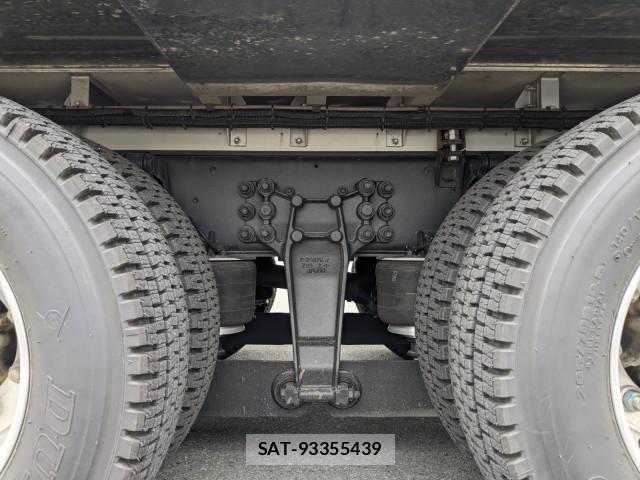 Isuzu GIGA 2025-03 6006982-9