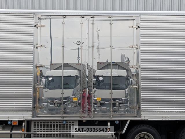Isuzu GIGA 2025-03 6006982-12