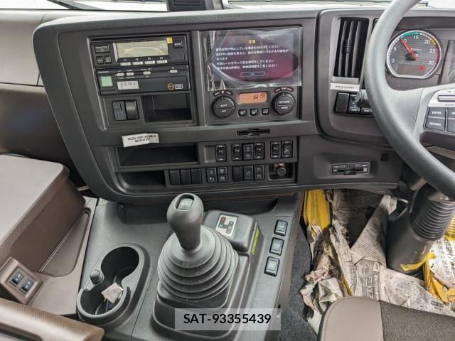 Isuzu GIGA 2025-03 6006982-26