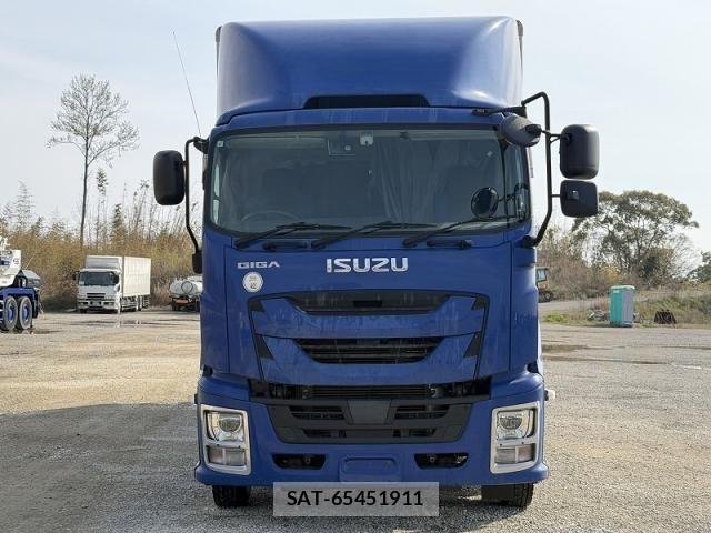 Isuzu GIGA 2019-08 6006990-0