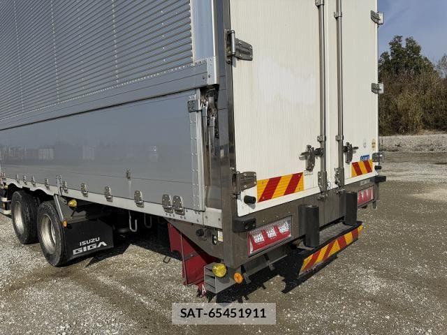 Isuzu GIGA 2019-08 6006990-12