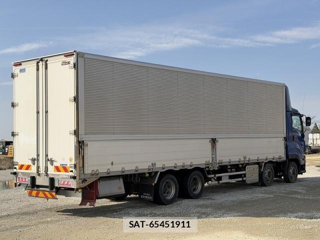 Isuzu GIGA 2019-08 6006990-5