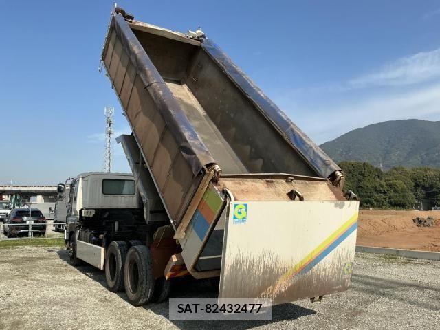 Isuzu GIGA 2014-09 6007008-13